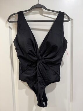 Victoria’s Secret One Piece Bathing Suit
